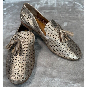 Patricia Nash Francesca Perforated Gold Leather Kiltie Tassel Loafer Flat Size 8